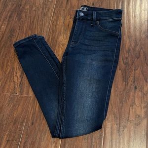 Abercrombie Jean Legging - Size 00 Short